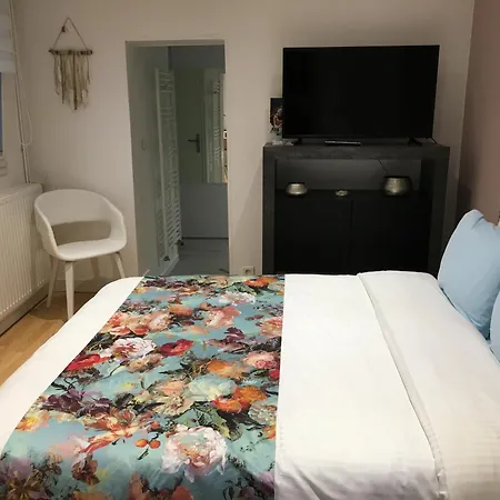 Vendégház La Petite Maison De Jane 3*