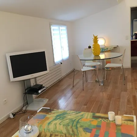 La Petite Maison De Jane Pensión Reims