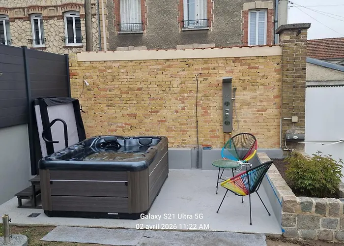 La Petite Maison De Jane Konukevi Reims